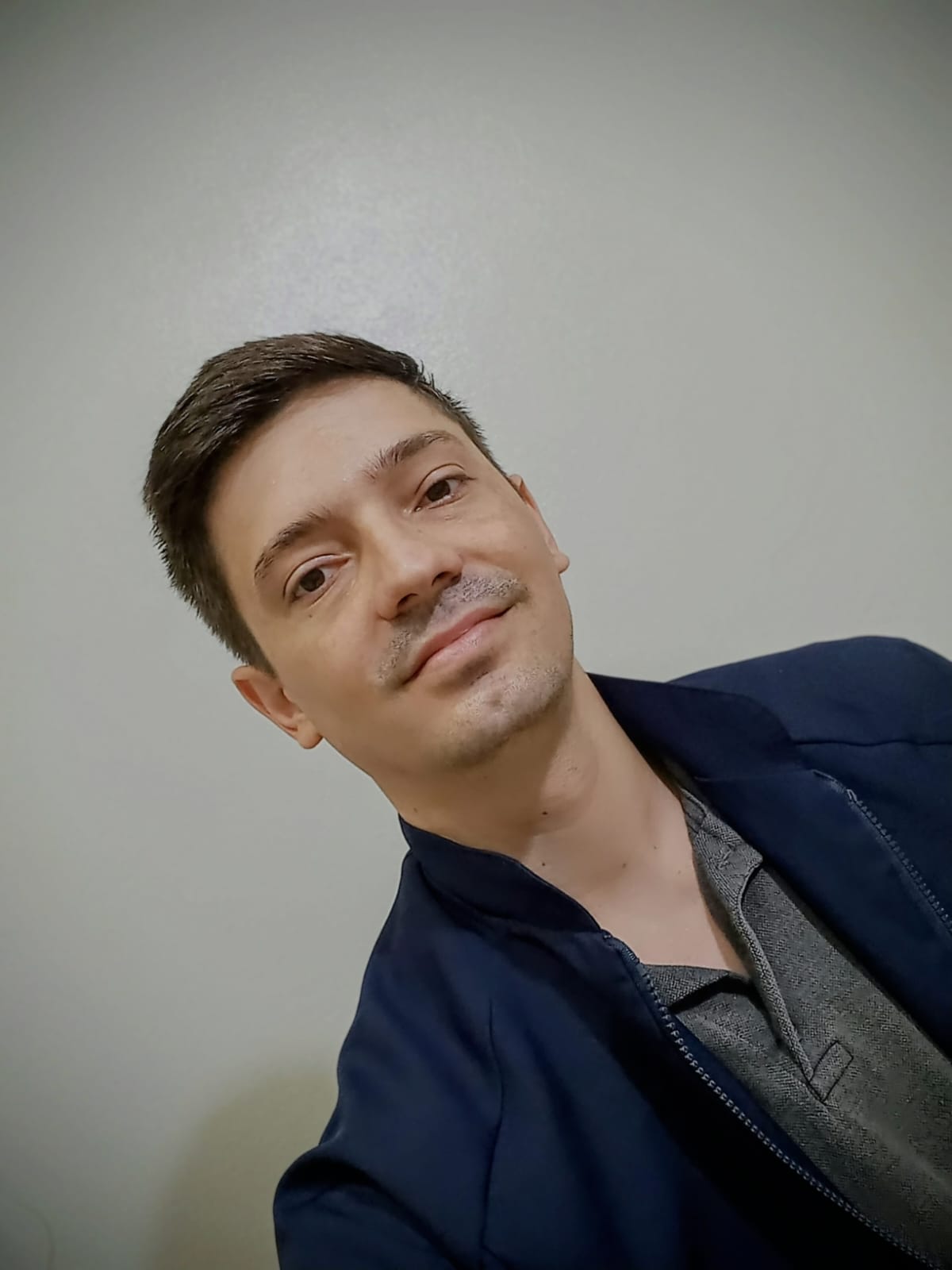 Dr. Lucas Vieira de Oliveira